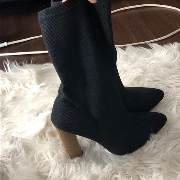 Heels - Picture 1 of 2